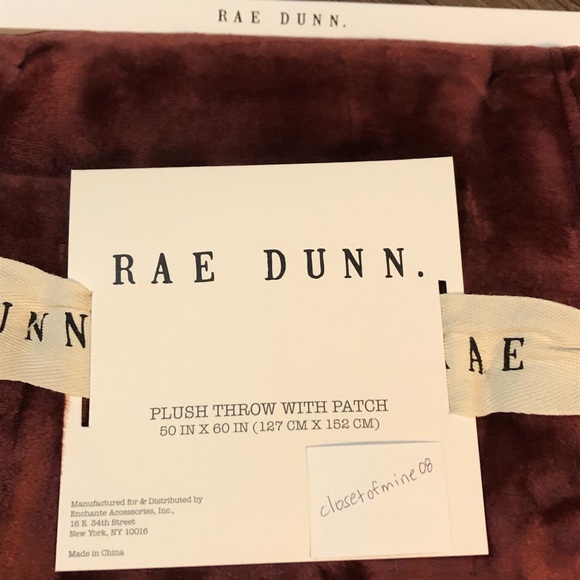 Rae Dunn Thanksgiving Plush throw with patch GRATEFUL - Picture 3 of 5